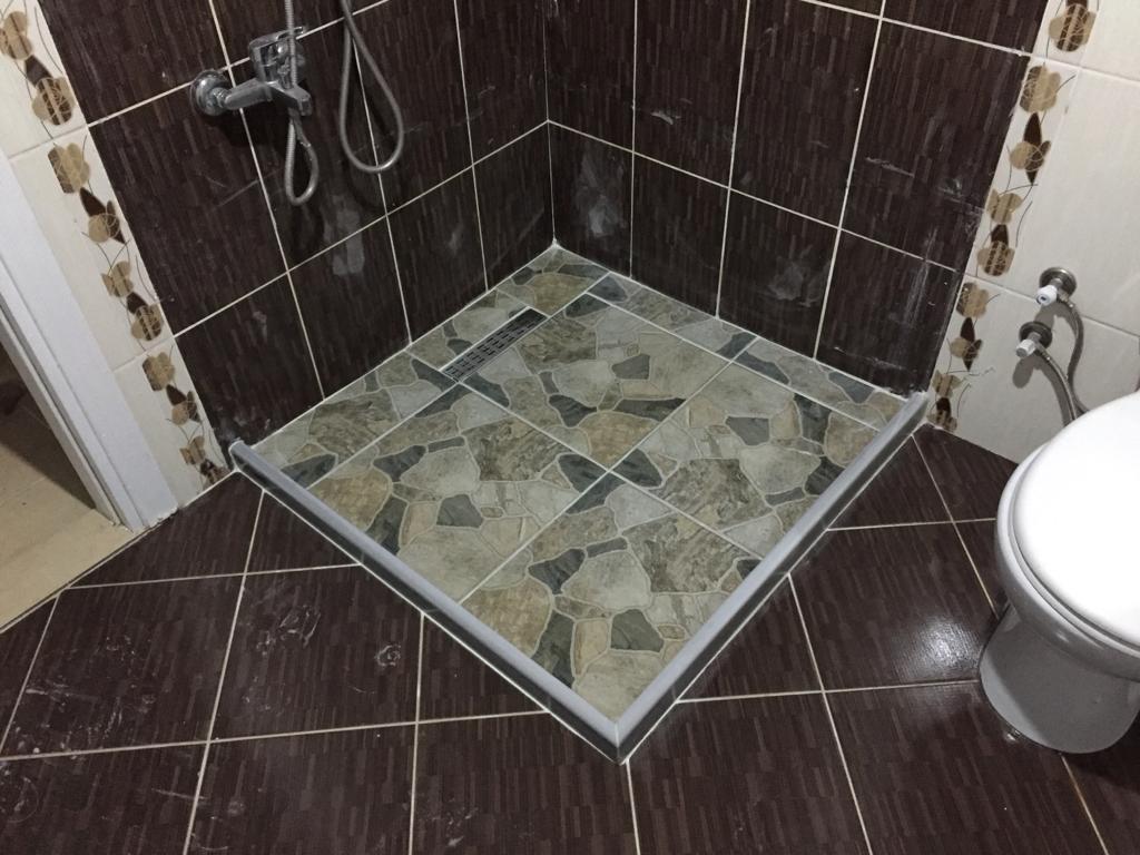 Teknesiz Duşakabin